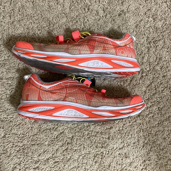 HOKA ONE ONE RUNNING SHOE PINKISH ORANGE WOMENS MENS - Picture 2 of 6